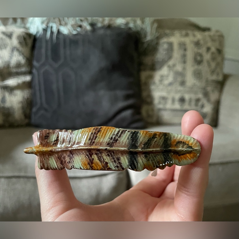 Anthropologie feather drawer handle